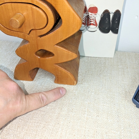 Unique Handmade Wooden Draw Tabletop Ornament with working draws - Picture 6 of 7